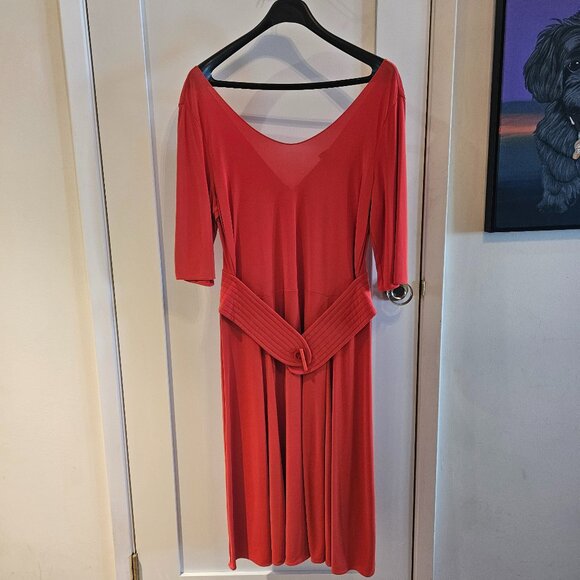 ARMANI COLLEZIONI - Made in Italy - DRESS SIZE 12 - Picture 1 of 6